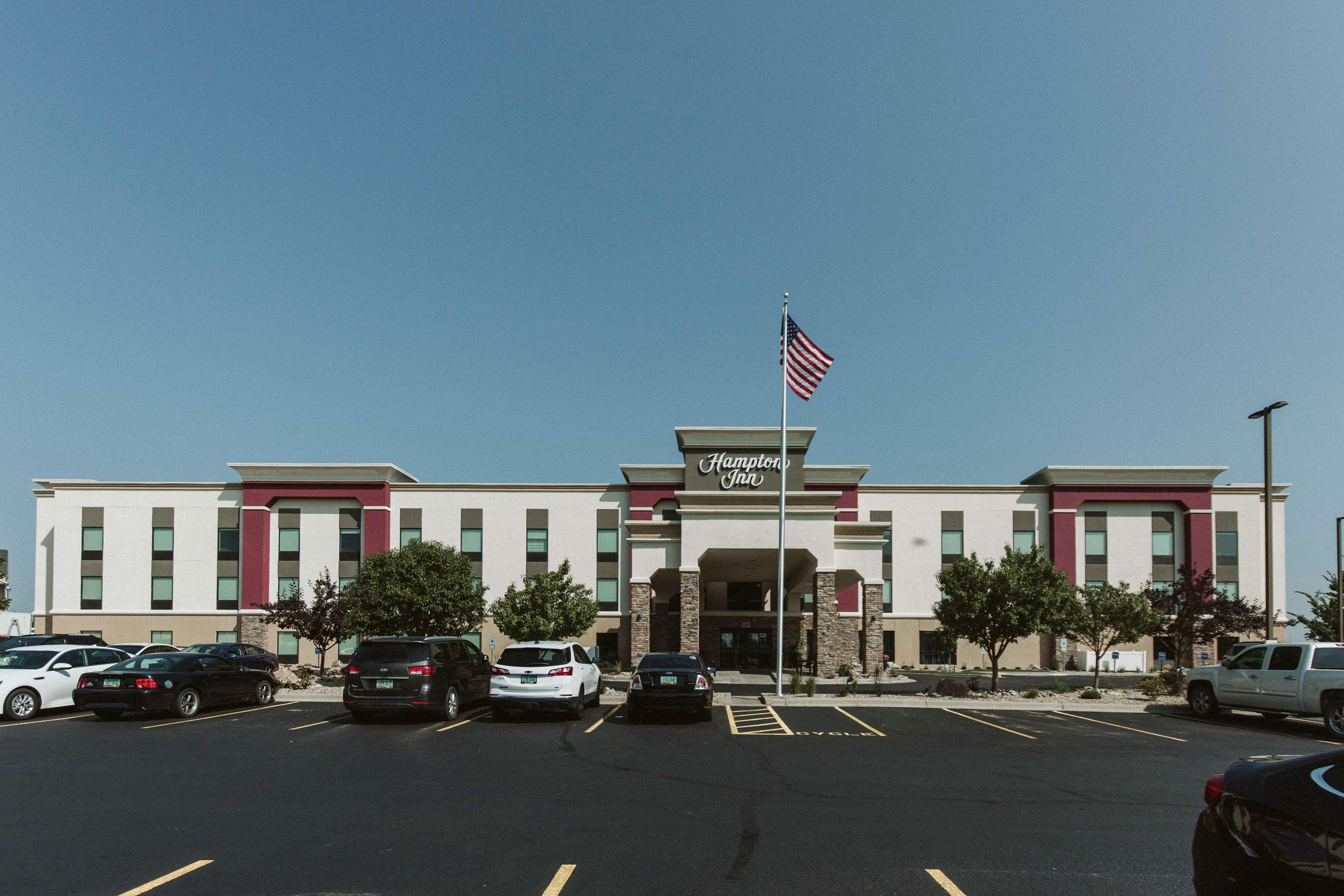 Hampton Inn Bismarck Exterior foto