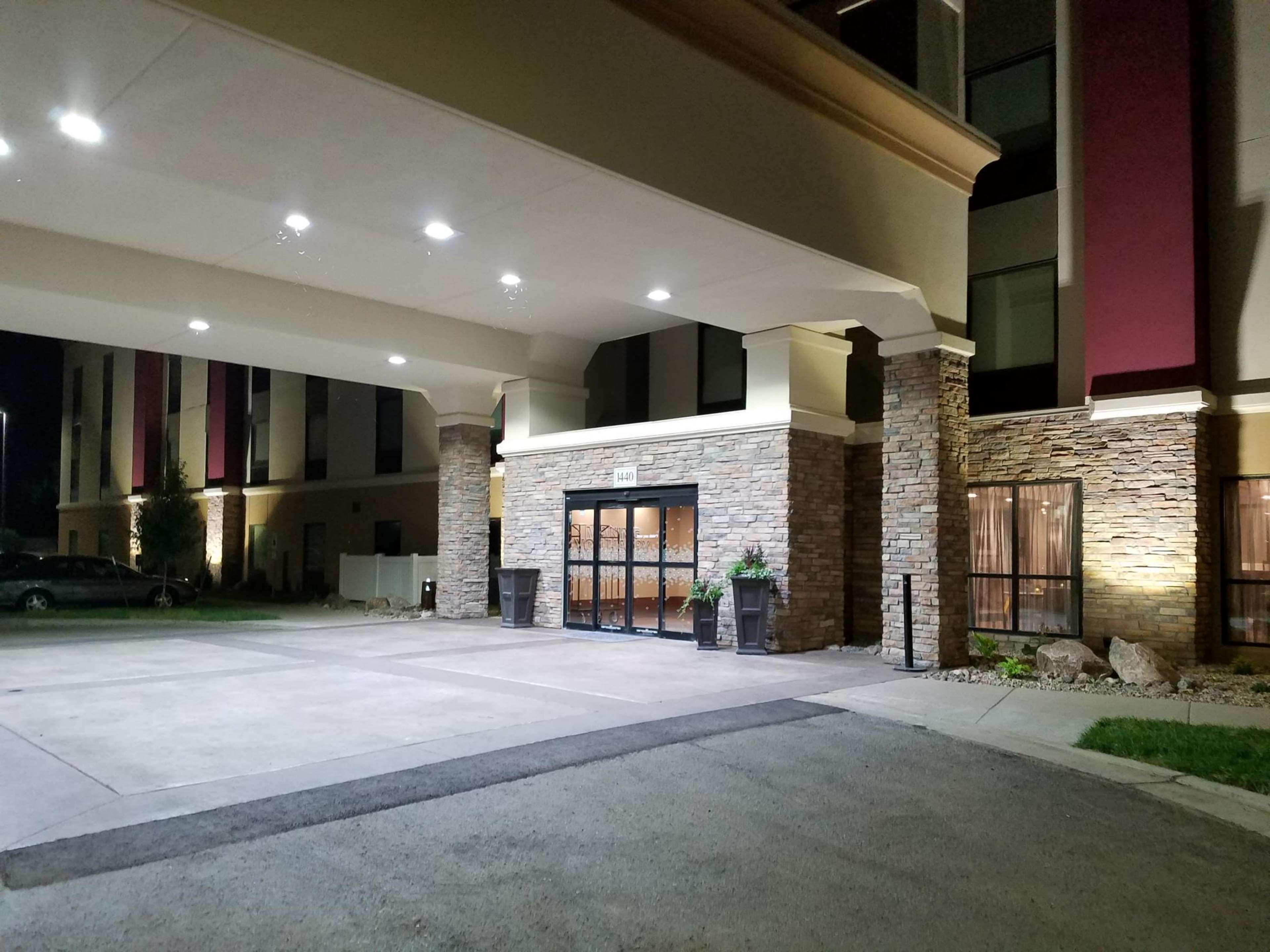 Hampton Inn Bismarck Exterior foto